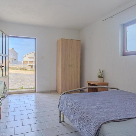Appartement Kob Orog Good Location With Sea Views And Modern Decor à Metajna Extérieur photo