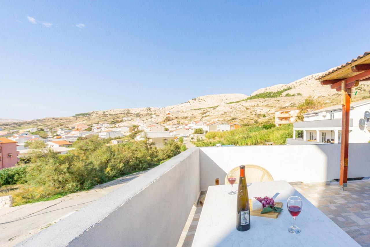 Appartement Kob Orog Good Location With Sea Views And Modern Decor à Metajna Extérieur photo