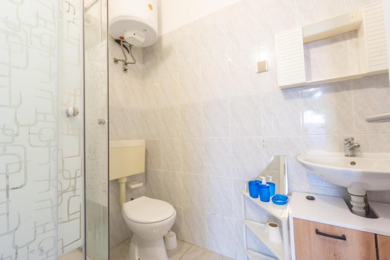 Appartement Kob Orog Good Location With Sea Views And Modern Decor à Metajna Extérieur photo