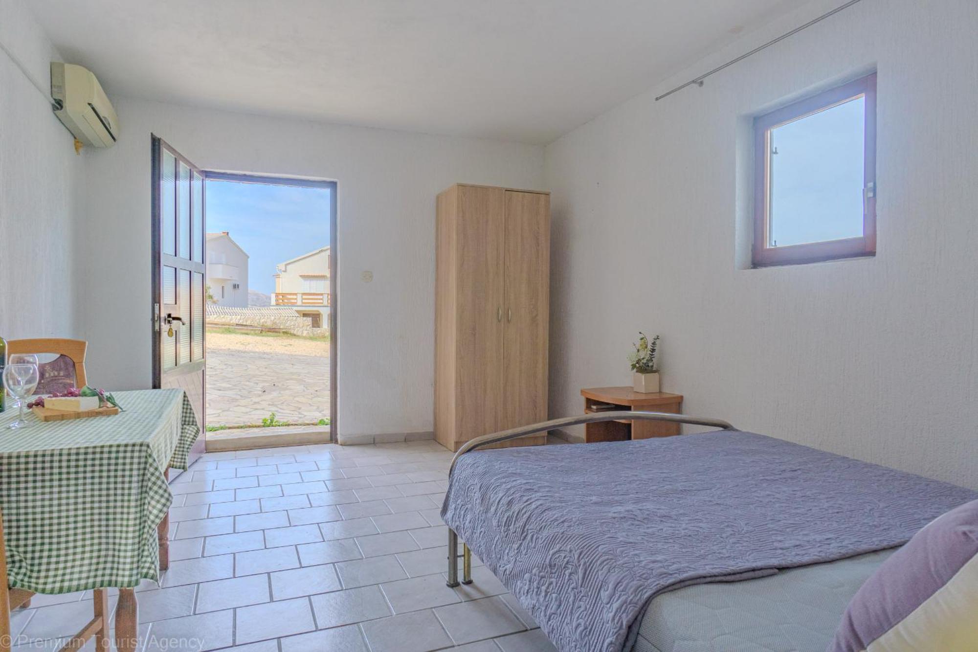 Appartement Kob Orog Good Location With Sea Views And Modern Decor à Metajna Extérieur photo