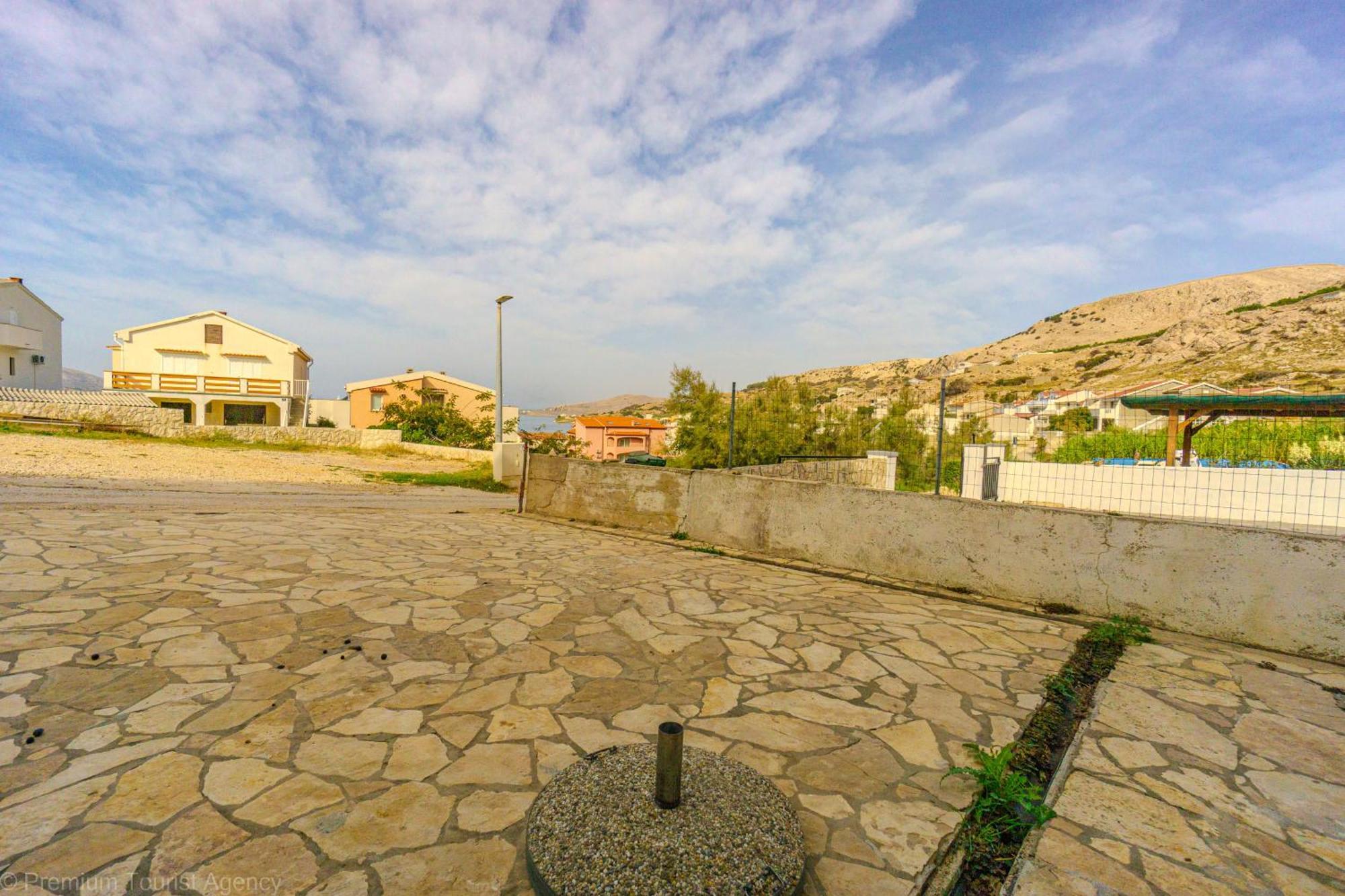 Appartement Kob Orog Good Location With Sea Views And Modern Decor à Metajna Extérieur photo